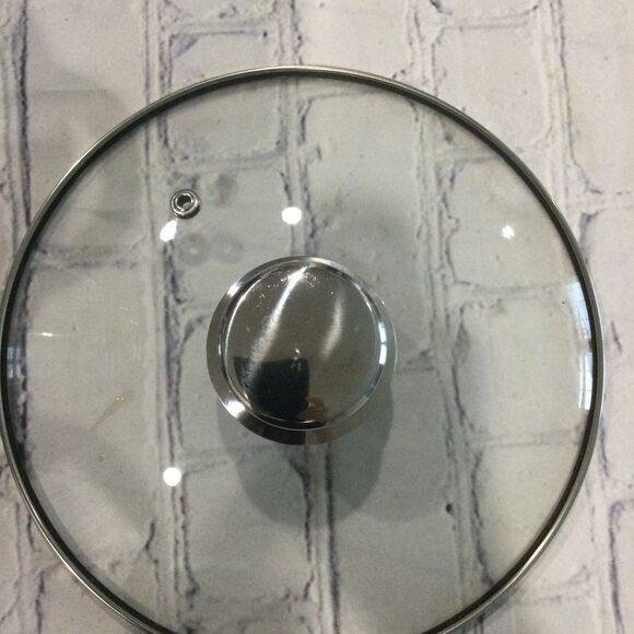 Chefmate Stainless Steel Pot with Glass Lid. Holds approximately 3 qts. - Picture 11 of 11